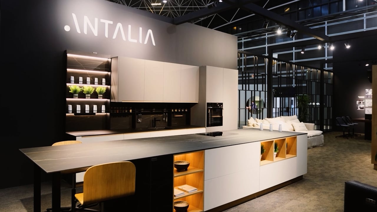 Antalia, in motion.